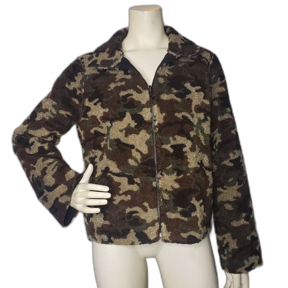 VELVET By Graham & Spencer Reversible Faux Fur Black / Camo Jacket Womens Size M